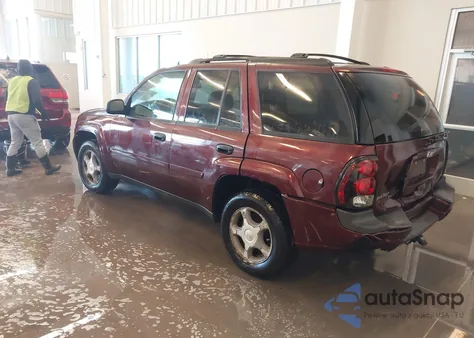 2006 Chevrolet Trailblazer Ls z USA, uszkodzony, nr VIN 1GNES13M362323337